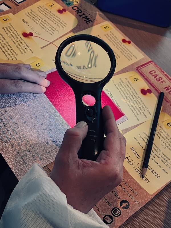 Case file and forensic clues